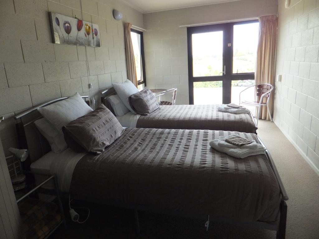 Waitomo Golfstays B&B Otorohanga Dış mekan fotoğraf